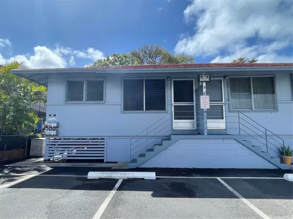 Honolulu, HI 96826,2912 Varsity CIR