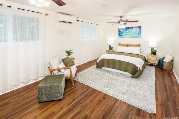 Kailua, HI 96734,834 Oneawa ST