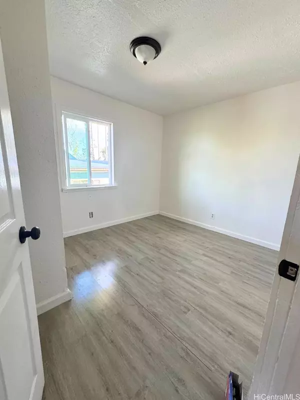 Mountain View, HI 96771,18-4069 Mauna Kea DR