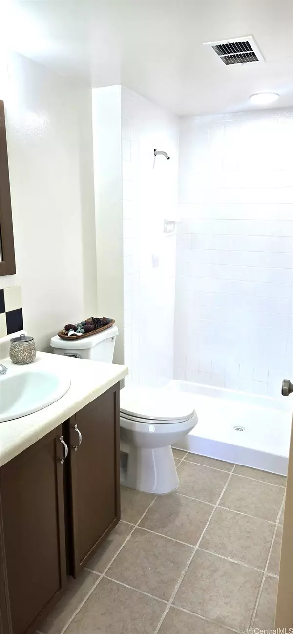 Honolulu, HI 96818,3161 Ala Ilima ST #309