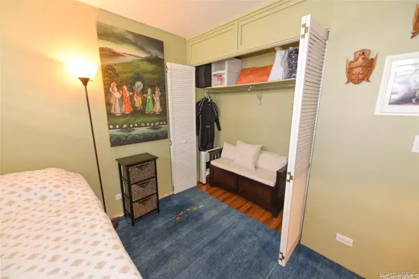 Honolulu, HI 96826,2630 Kapiolani BLVD #1002