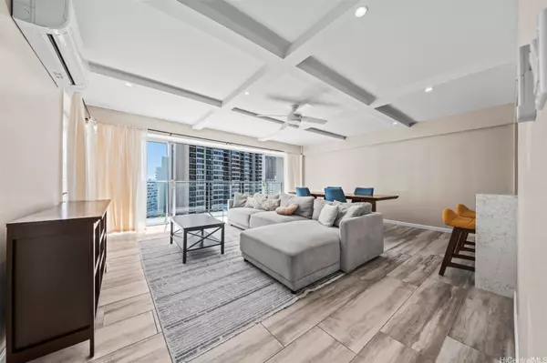 Honolulu, HI 96815,1645 Ala Wai BLVD