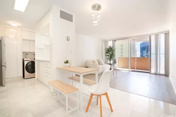 Honolulu, HI 96814,1561 Kanunu ST #1408