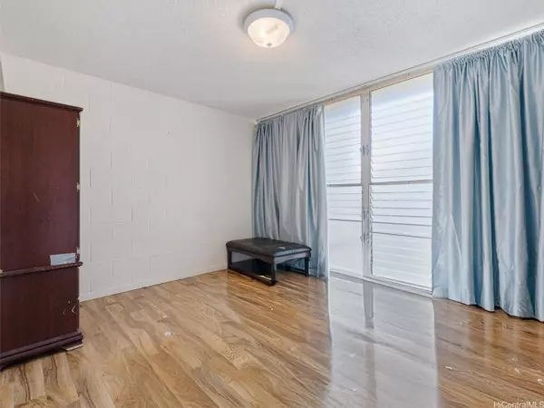 Mililani, HI 96789,95-273 Waikalani DR #D706