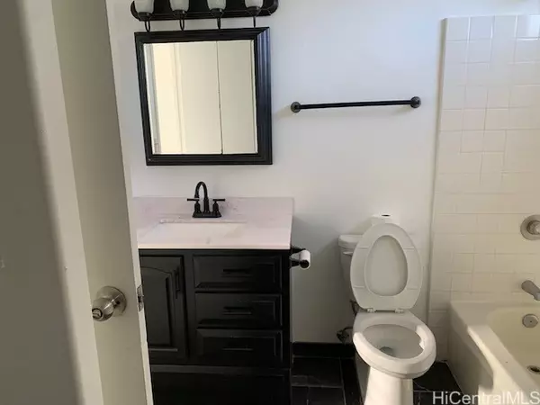 Mililani, HI 96789,95-2031 Waikalani PL #D504