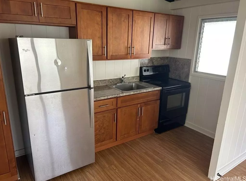 Honolulu, HI 96822,1635 Liholiho ST #B