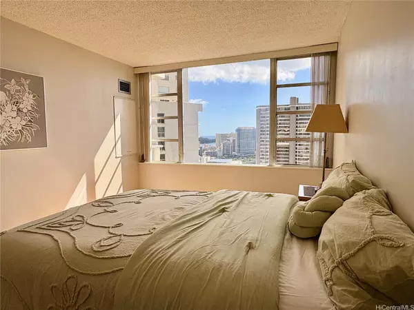 Honolulu, HI 96815,400 Hobron LN #3415