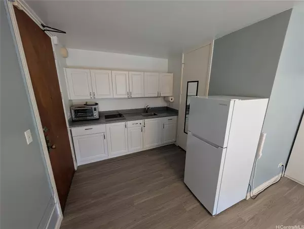 Honolulu, HI 96826,1750 Kalakaua AVE #606