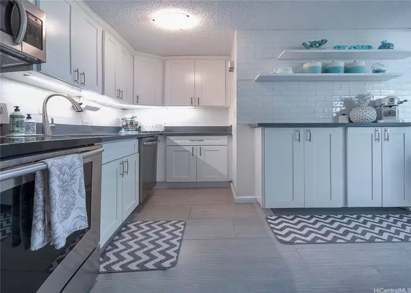 Honolulu, HI 96815,3103 Pualei CIR #204