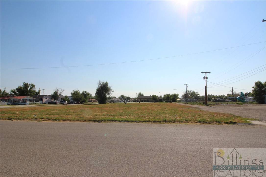 Hardin, MT 59034,705 4th W