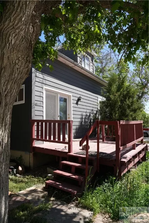 109 2nd St SE, Harlowton, MT 59036