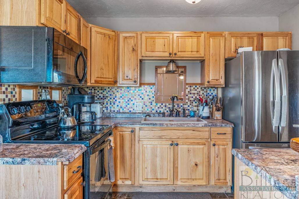 Lavina, MT 59046,201 Bundy RD