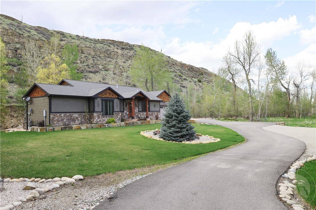 Absarokee, MT 59001,229 W School ST
