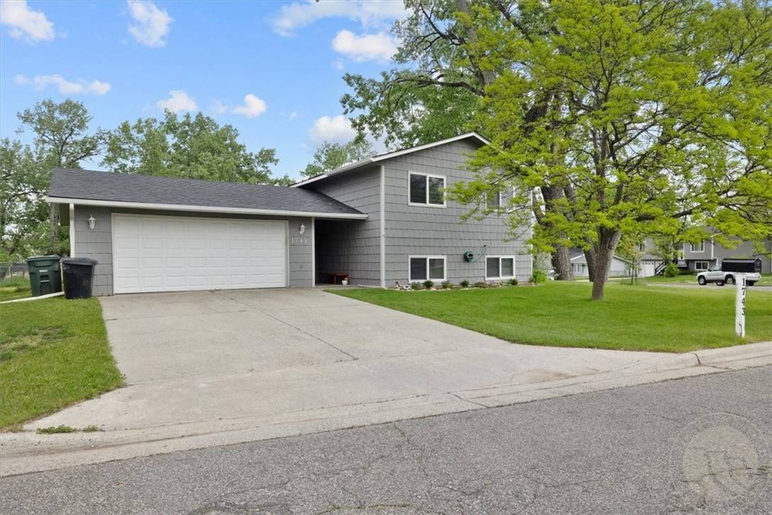 Billings, MT 59105,1743 Broadview DR
