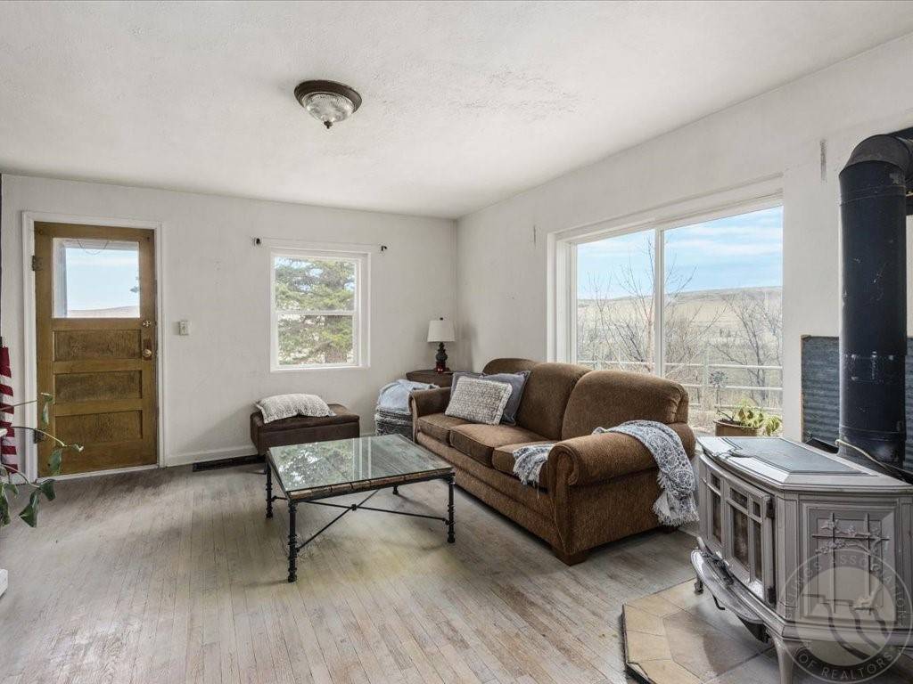 Molt, MT 59057,7954 Popelka RD