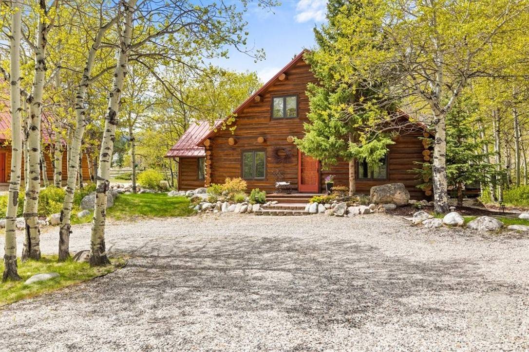 Red Lodge, MT 59068,25 Biorn