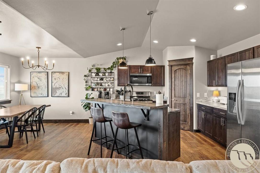 Billings, MT 59105,1527 Rancho Vista Avenue