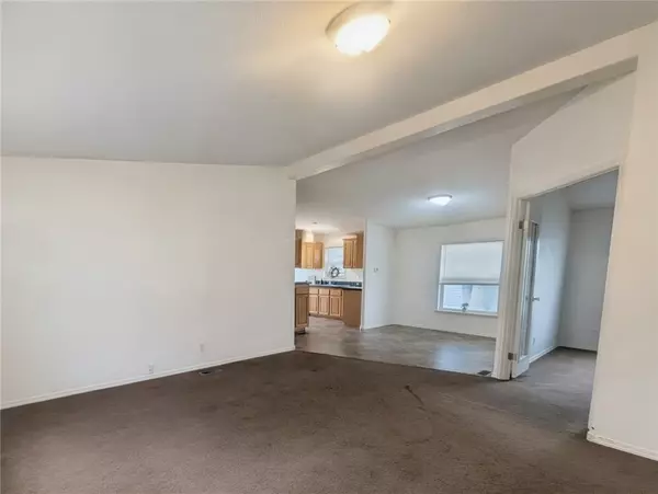 Billings, MT 59101,2224 Highway 87 E #174