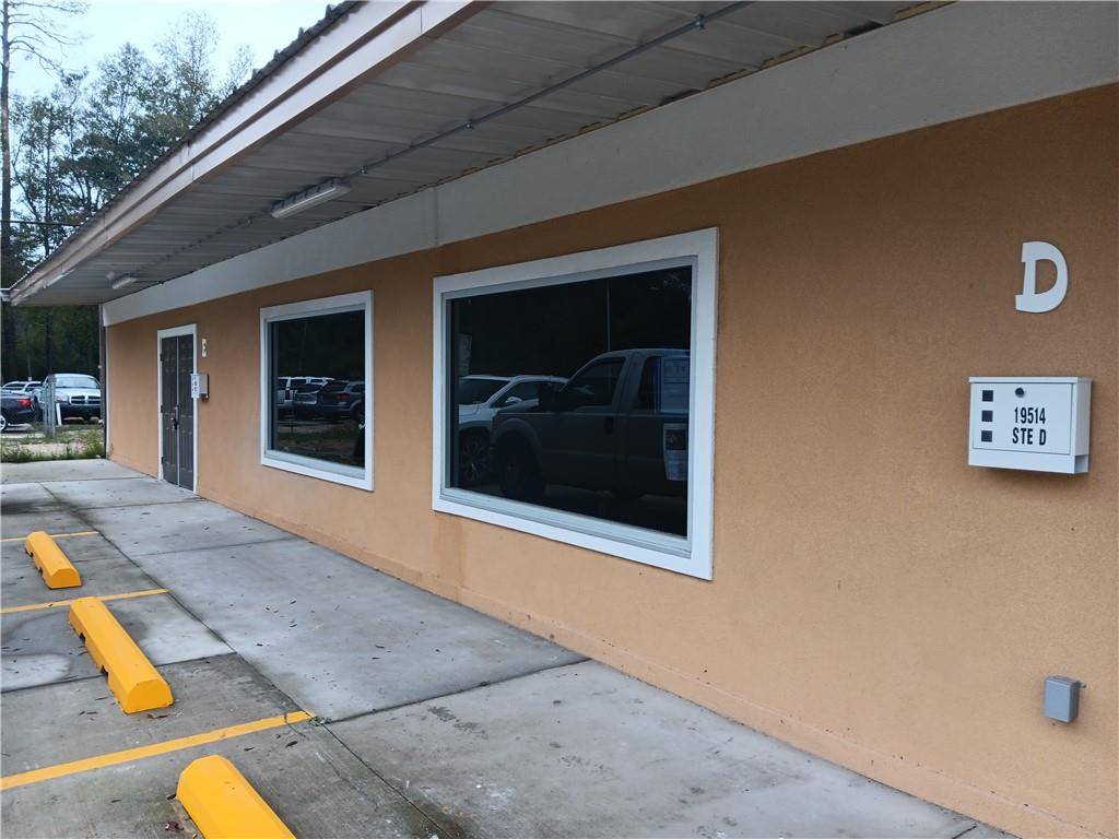 Albany, LA 70711,19514 FLORIDA BLVD #C