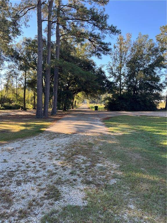 Albany, LA 70711,Address not disclosed