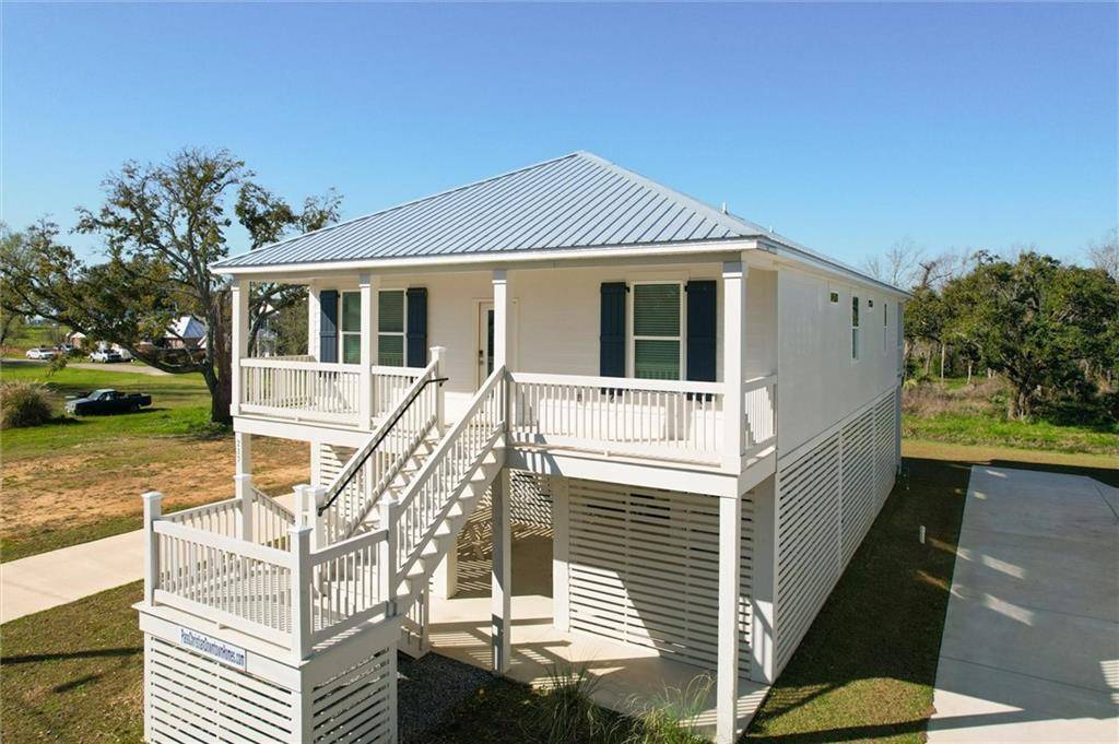 217 DEMETZ AVE, Pass Christian, MS 39571
