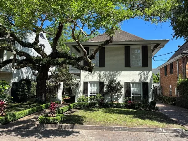 Metairie, LA 70005,215 STELLA ST