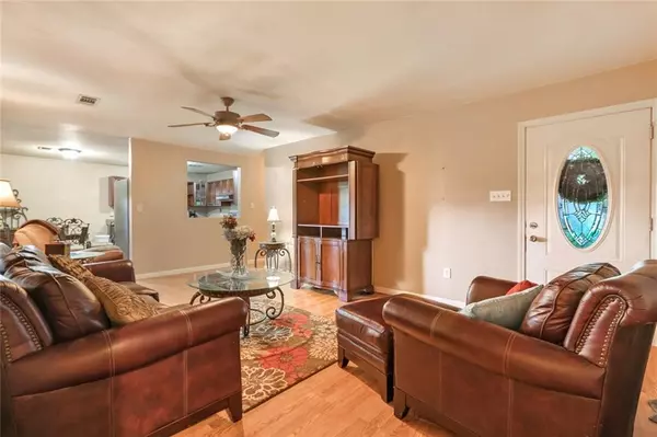 Chalmette, LA 70043,2112 VERONICA DR