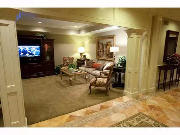 Dublin, OH 43017,5735 Newbank Circle #205