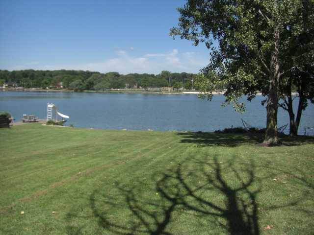 1330 E Choctaw Drive, London, OH 43140