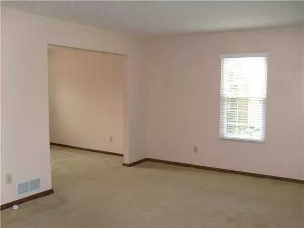 Reynoldsburg, OH 43068,6631 E Rosedale Avenue