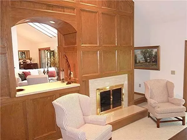 Powell, OH 43065,436 Cardinal Hill Lane