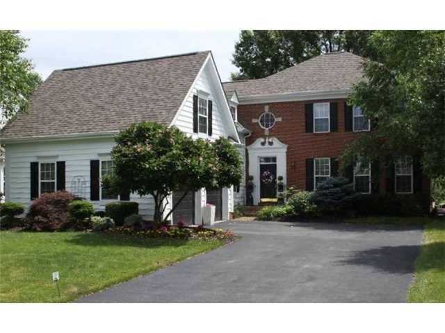 7093 Bowermoss Drive, New Albany, OH 43054