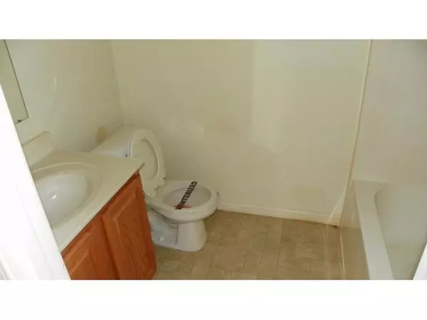 Johnstown, OH 43031,135 Parkdale Drive