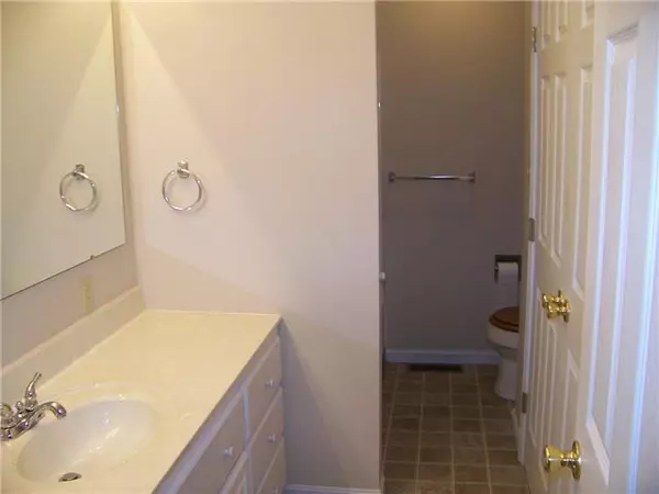 Mount Vernon, OH 43050,202 Greenwood Avenue