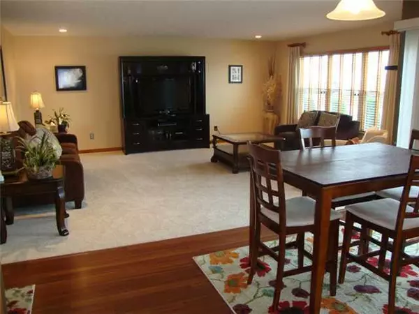 Pataskala, OH 43062,176 Purple Finch Loop