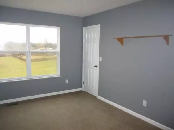 Pataskala, OH 43062,1594 Roscommon Drive