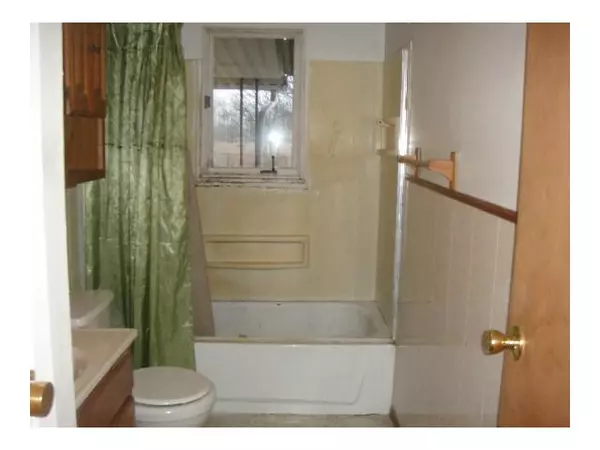 Columbus, OH 43232,5381 Fullerton Drive