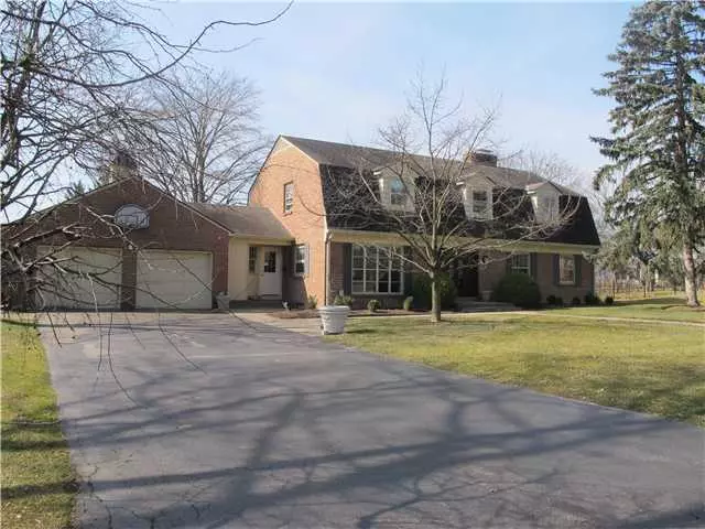 1169 Regency Drive, Upper Arlington, OH 43220