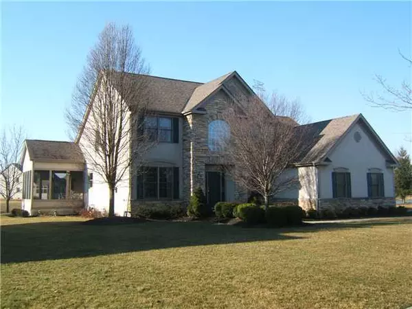 6185 Heritage Lakes Drive, Hilliard, OH 43026