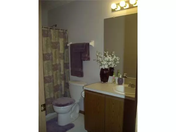 Blacklick, OH 43004,560 Candleglow Road