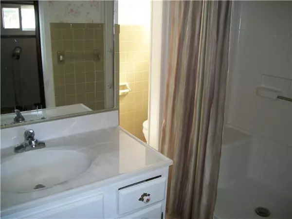 Circleville, OH 43113,445 E Franklin Street