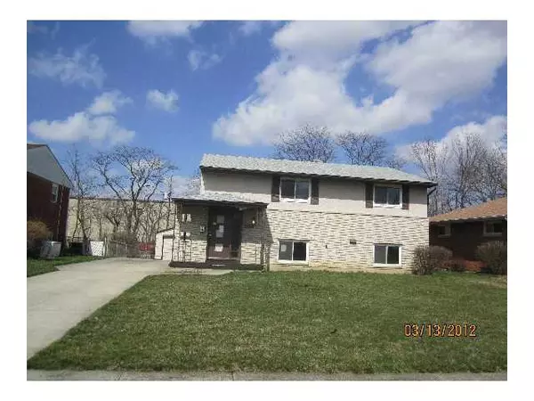 2722 Queensway Drive, Grove City, OH 43123