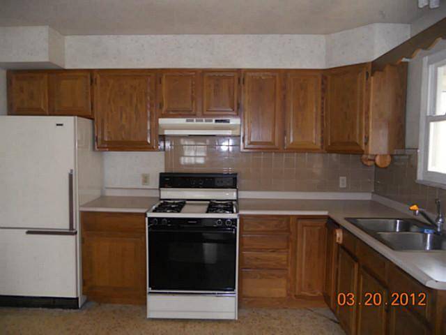 Columbus, OH 43204,1082 Bellflower Avenue