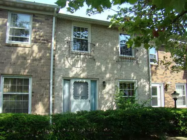 Columbus, OH 43204,2351 Hardesty Court #8