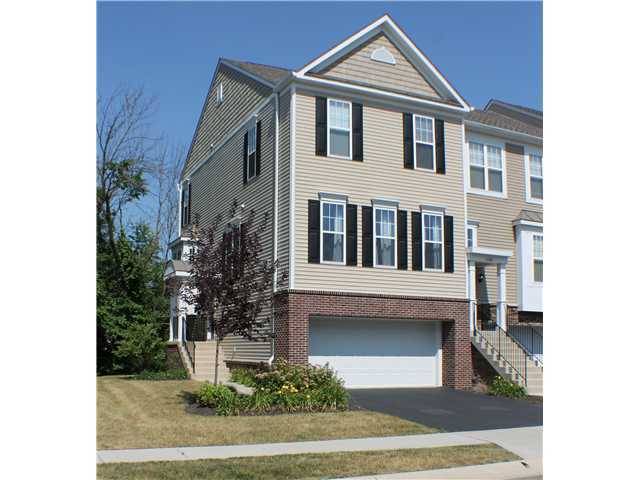 2777 Acarie Drive, Columbus, OH 43219