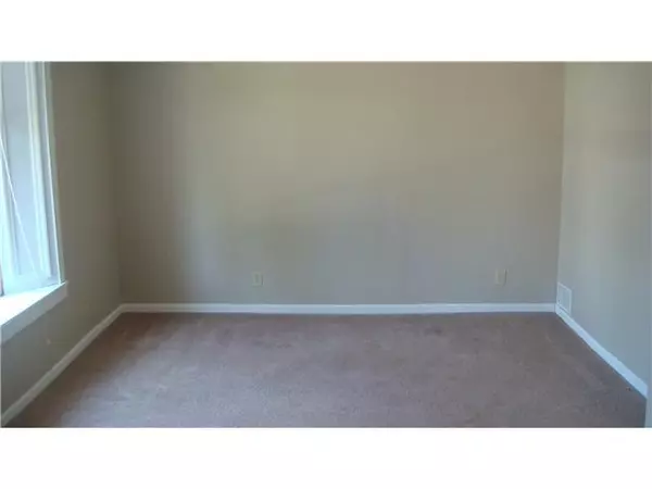 Marysville, OH 43040,319 W 9th Street