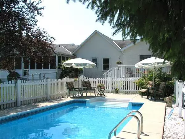 Johnstown, OH 43031,12858 Green Chapel Road