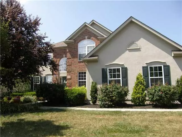 6146 Lampton Pond Drive, Hilliard, OH 43026