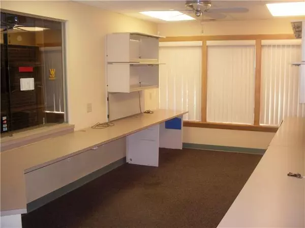 West Jefferson, OH 43162,35 S Twin Street