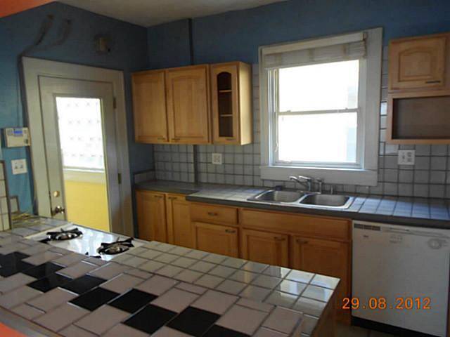 Columbus, OH 43207,217 E Hinman Avenue